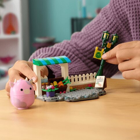 BLDR: SQUISHMALLOWS BUILDING SET - PATTY'S FARMERS MARKET WITH PATTY