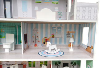 FREE 2 PLAY drvena kućica iz snova za lutke, siva 47306 - Slika 7