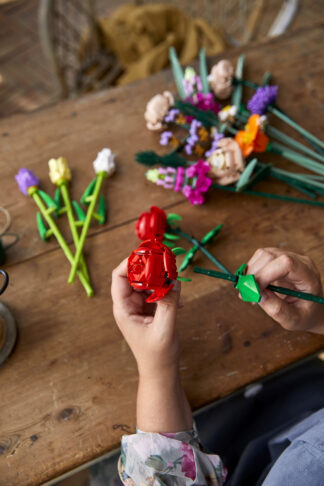 LEGO® CREATOR 10280 buket cvijeća - Slika 4