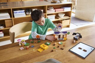 Lego Annimal Crossing 77052 K.K. nastupa na trgu - Slika 5