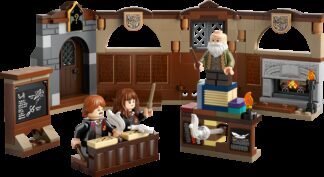 LEGO® HARRY POTTER™ 76442 Dvorac Hogwarts™: sat Čarolija - Slika 13